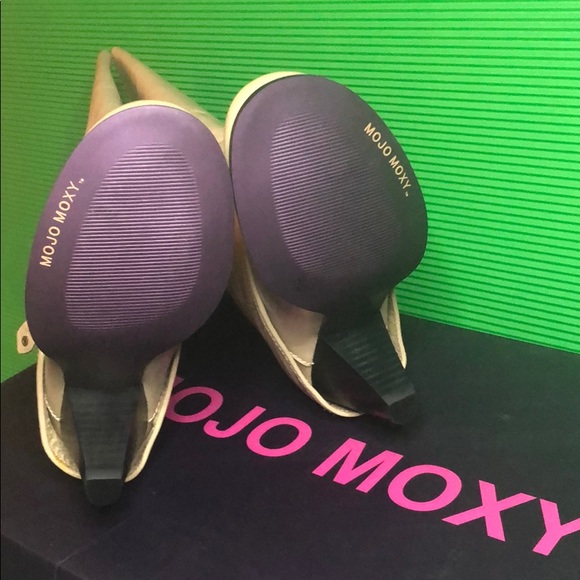 MOJO MOXY OFF WHITE LEATHER BOOTS, SZ 8.5 - Picture 3 of 7